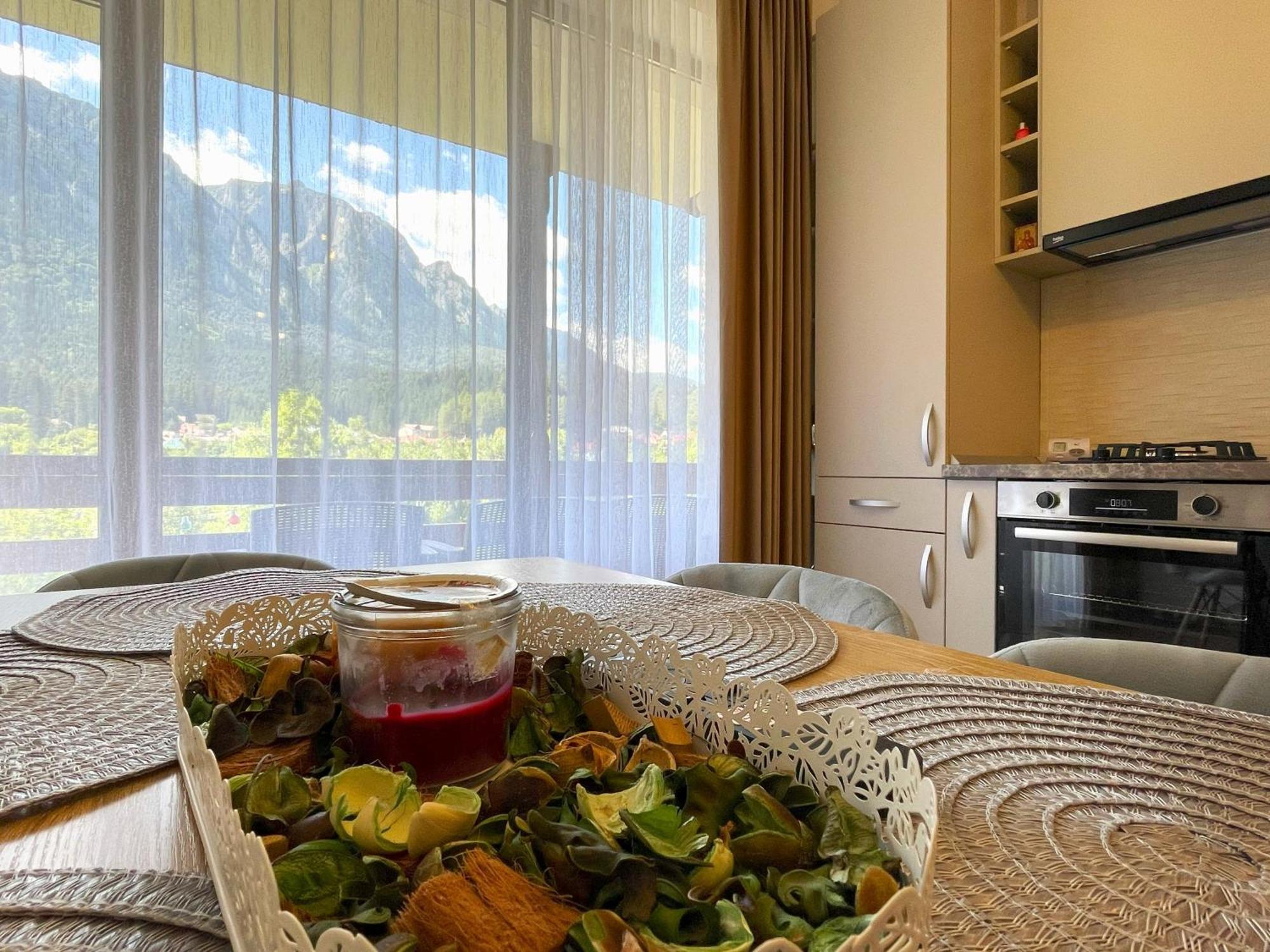 Alpine River Home With Peace And Mountain View Буштени Экстерьер фото